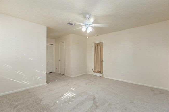 Building Photo - 20357 Fieldtree Dr