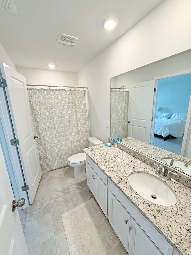 Building Photo - 887 Summer Starling Pl