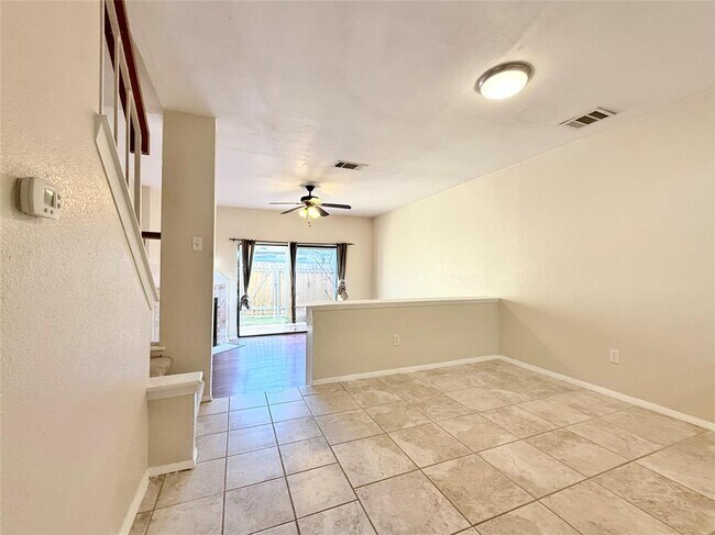 Building Photo - 11901 Swearingen Dr
