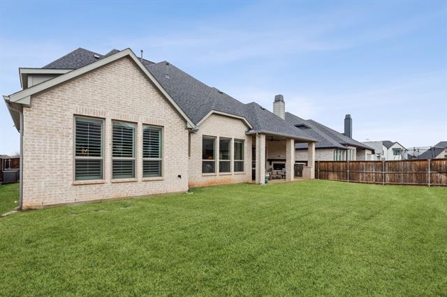 Building Photo - 3358 Fuller Dr