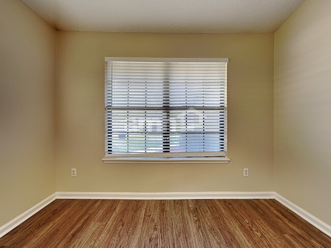 Building Photo - 7602 Putters Cove Dr