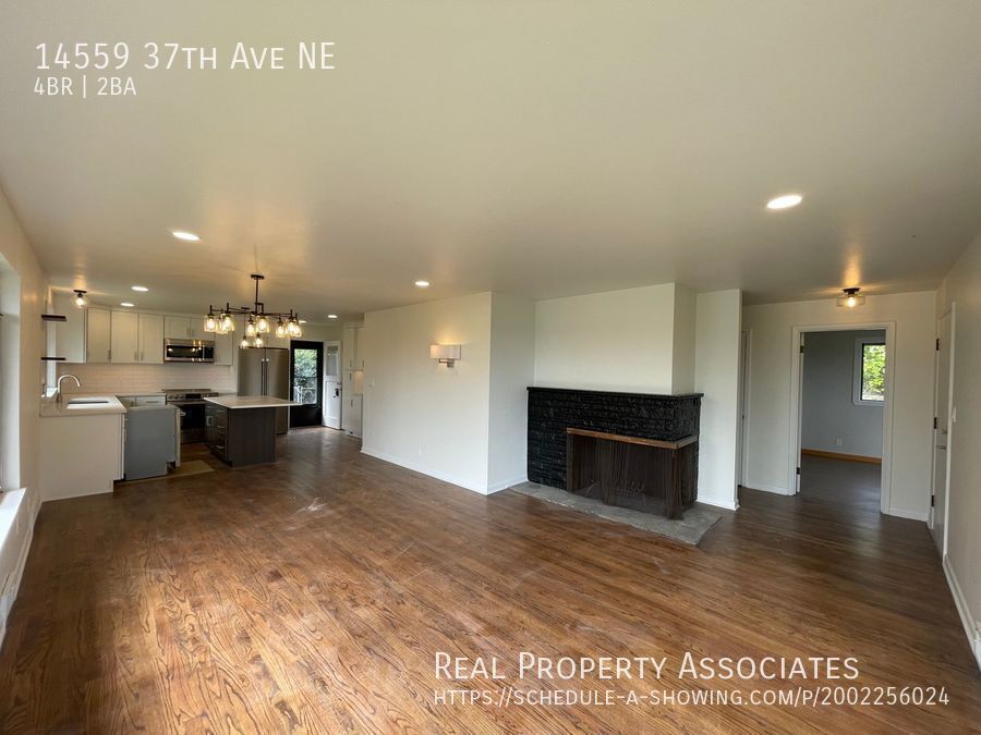 Building Photo - 14559 37th Ave NE