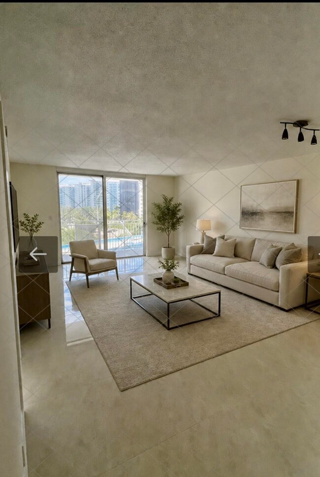 Building Photo - 1801 S Ocean Dr