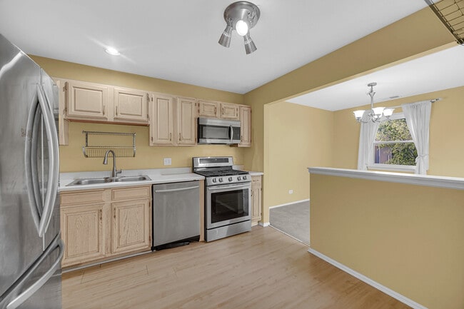 Building Photo - 2403 Mallow Ct