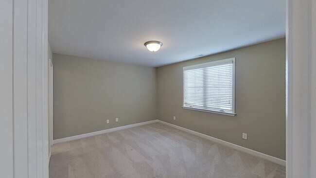 Building Photo - 5010 Speight St