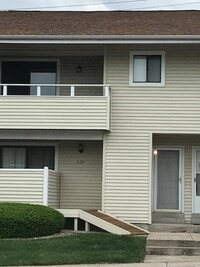Building Photo - 529 Summer Winds Ln