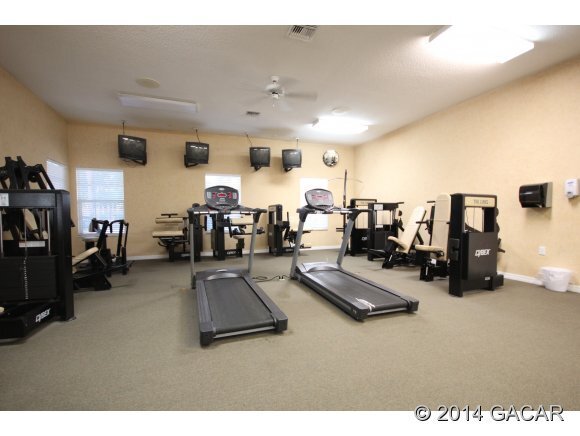 Building Photo - 10000 SW 52nd Ave