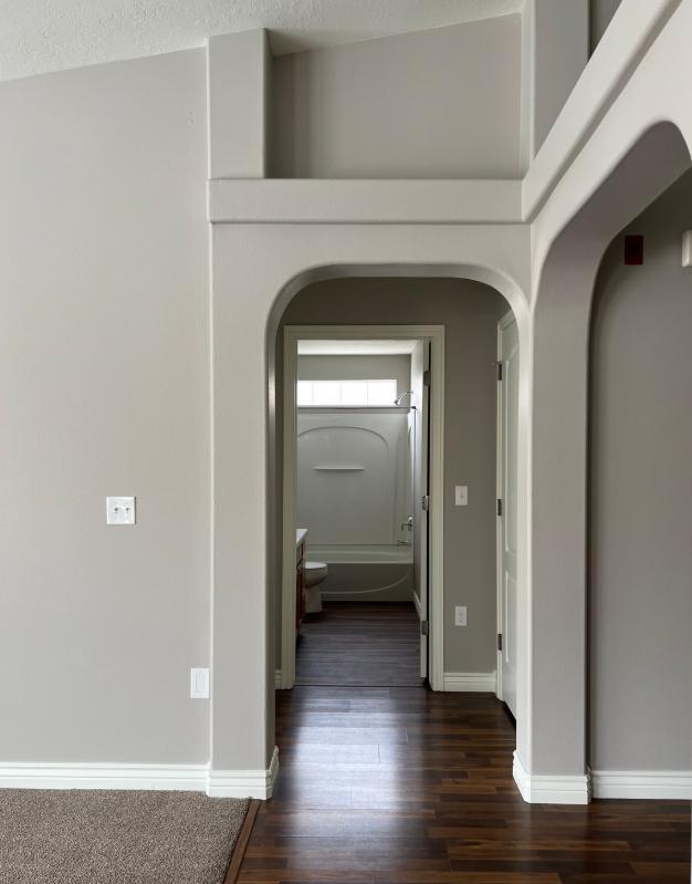 Building Photo - 1195 W Dallin Dr
