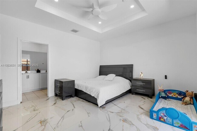 Building Photo - 11939 SW 241 Ter