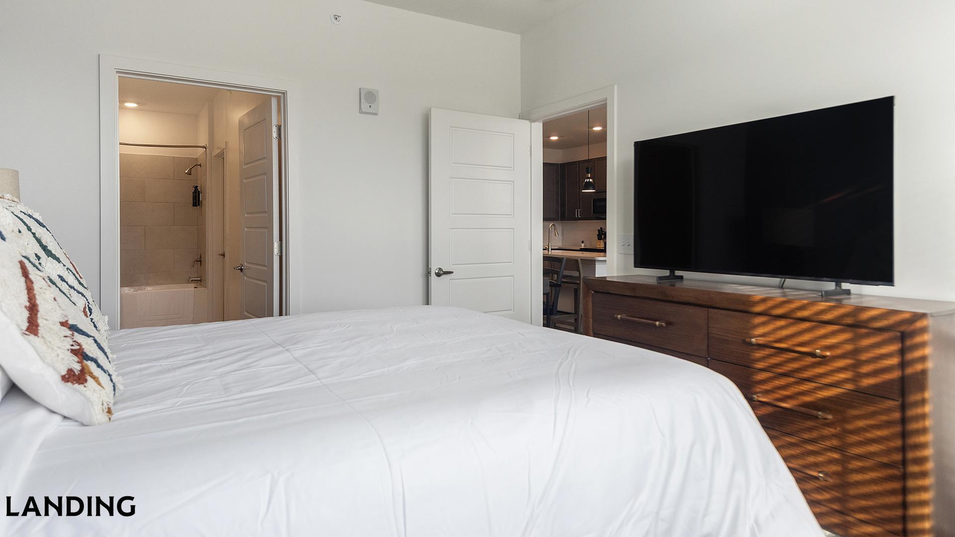 Building Photo - 4670 Merchants Park Cir