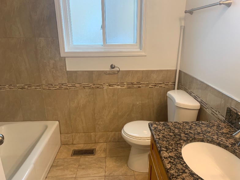 Building Photo - 2511 Terrace Ave