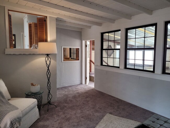 Building Photo - Charming 3 bedroom House in San Bruno