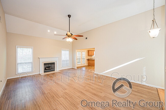 Building Photo - 205 Stonehaven Trace