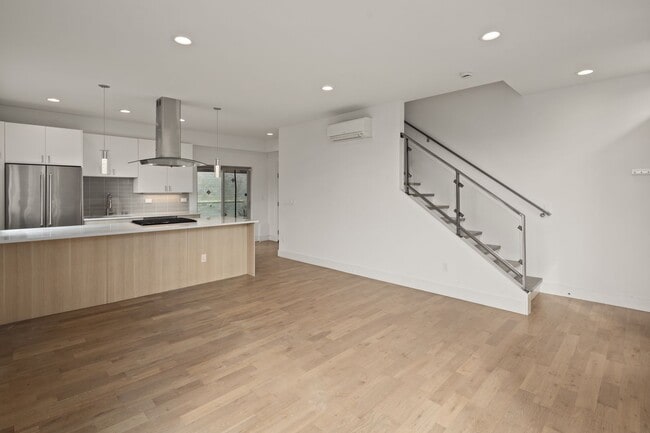 Building Photo - Stunning West Queen Anne Retreat with Iconic Puget Sound Views