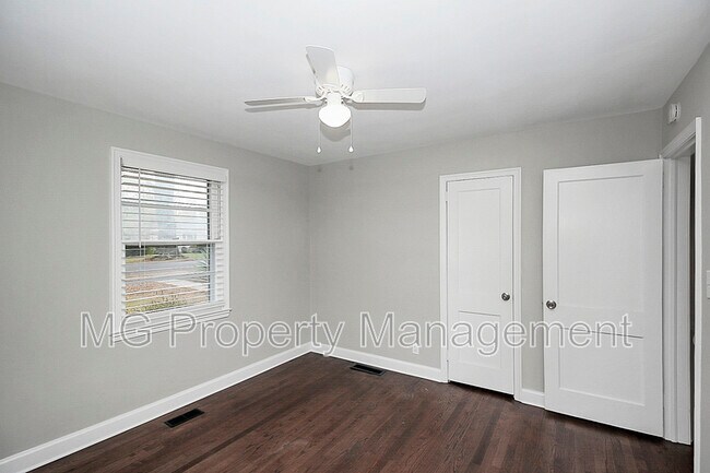 Building Photo - 1419 Herrin Ave