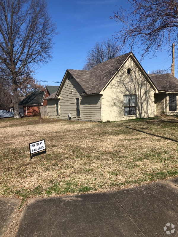 Building Photo - 7498 Wheatfield Dr