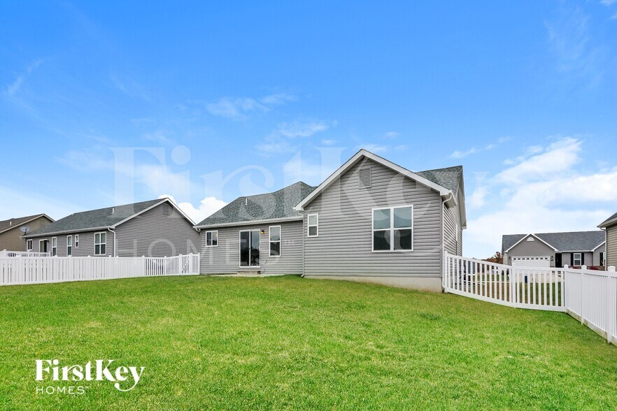 Building Photo - 159 Hadley Grove Dr