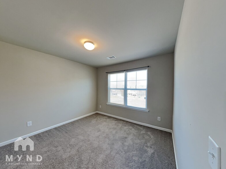 Building Photo - 155 Finley Dr