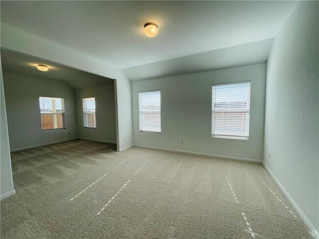 Building Photo - 2605 Bantry Rd