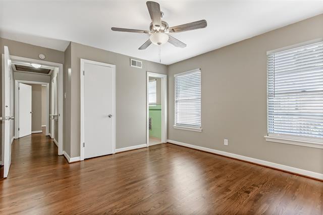 Building Photo - 511 Classen Dr