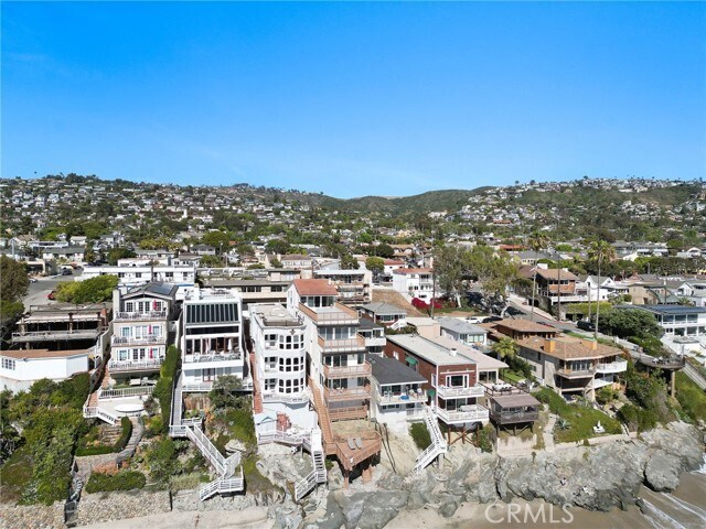 Building Photo - 1045 Gaviota Dr