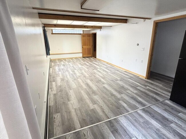 Building Photo - 620 Washakie St