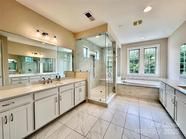 Building Photo - 929 Terramore Ln