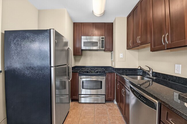 Building Photo - 12 S Van Dorn St