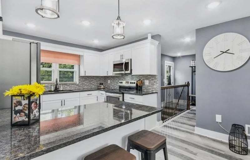 Building Photo - 3910 Nebraska Ave