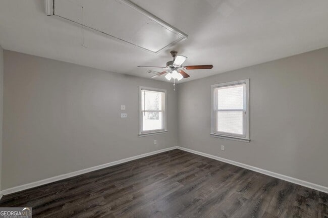 Building Photo - 1333 Womack Ave