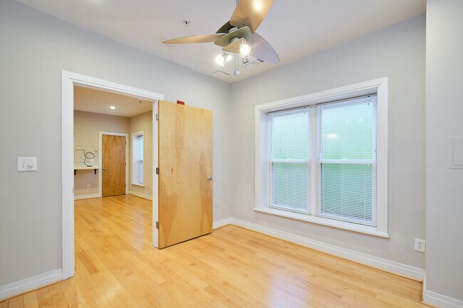 Building Photo - 5551 Illinois Ave NW