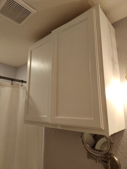 Building Photo - 1365 Crafton Ave