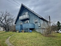 Building Photo - 826 Holt Rd