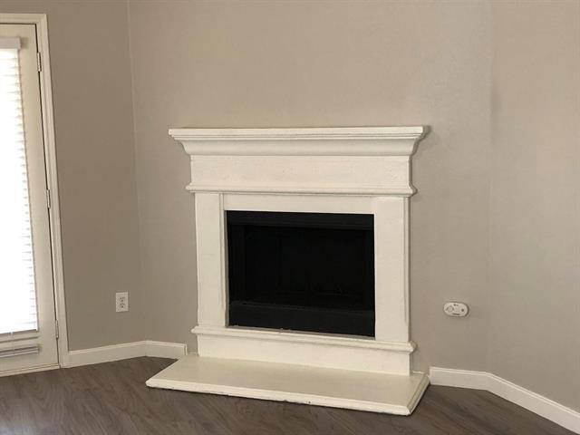 Building Photo - 800 Sequoia Dr