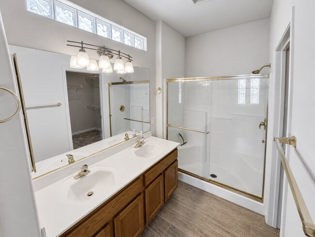Building Photo - 2842 Freedom Hills Dr