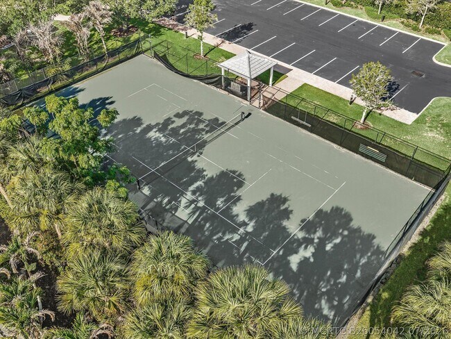 Building Photo - 1286 River Reach Dr