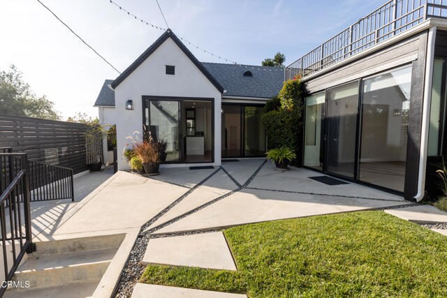 Building Photo - 5150 Loleta Ave