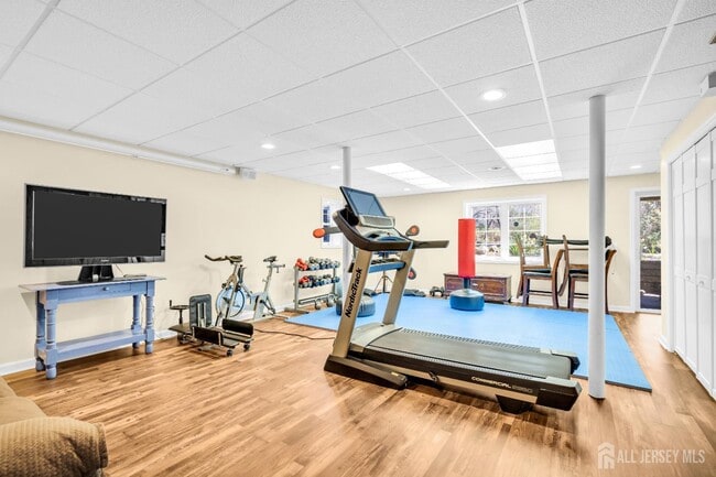 Building Photo - 108 Miller Ave