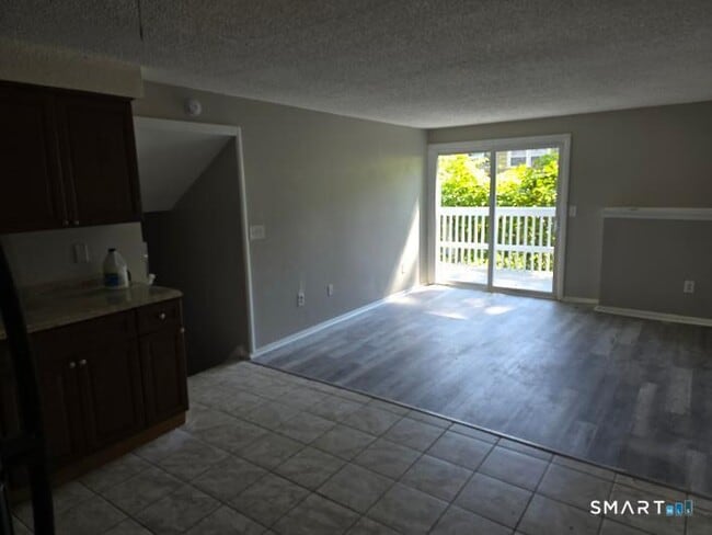 Building Photo - 44 Armand Dr