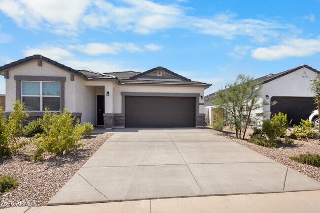 Building Photo - 18351 W Hackamore Dr
