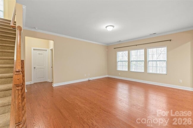 Building Photo - 5123 Poplar Knoll Dr
