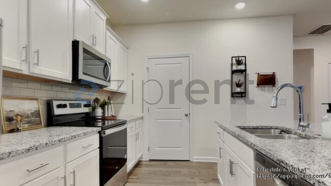 Building Photo - 12166 Lillibridge Crossing Ln