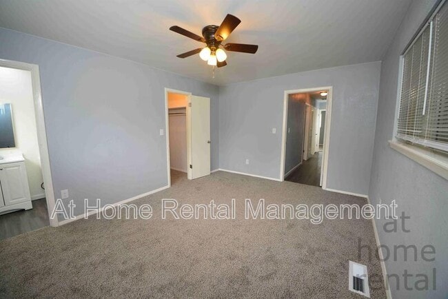 Building Photo - 3821 S 93rd E Ave