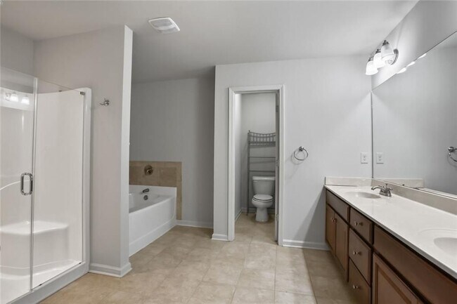 Building Photo - 206 Britt Dr