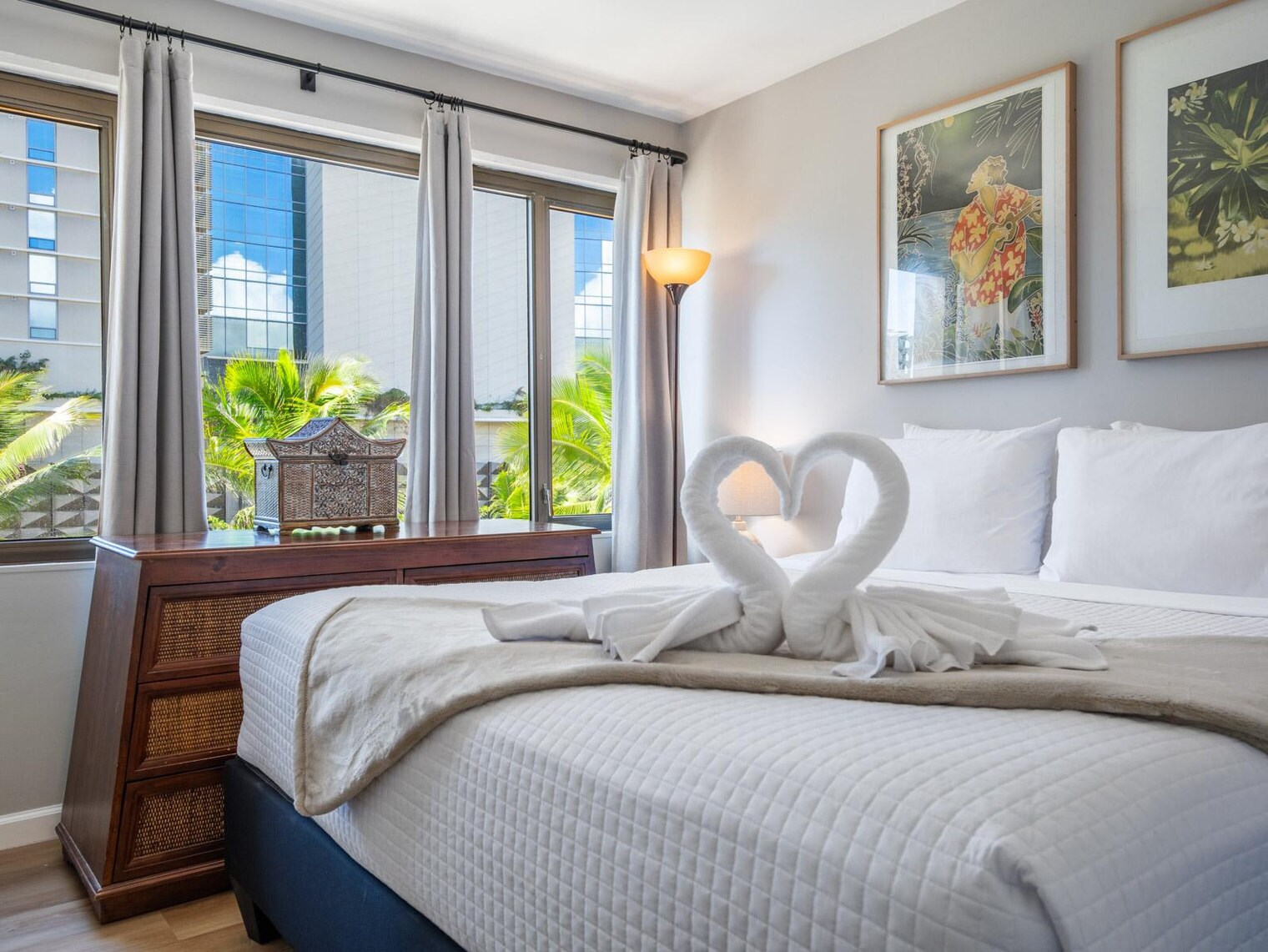 Building Photo - 2140 Kuhio Ave.