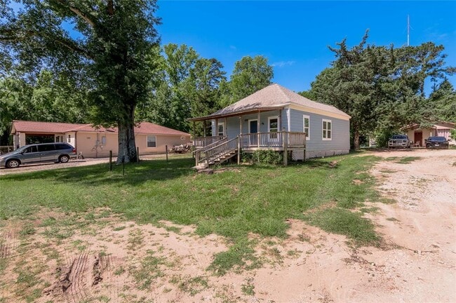 Building Photo - 3210 Elks Dr