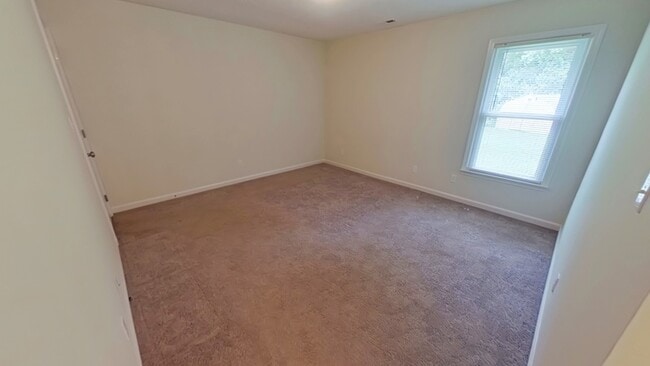 Building Photo - 6778 Buttermere Dr