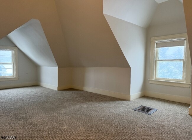 Building Photo - 416 Boulevard