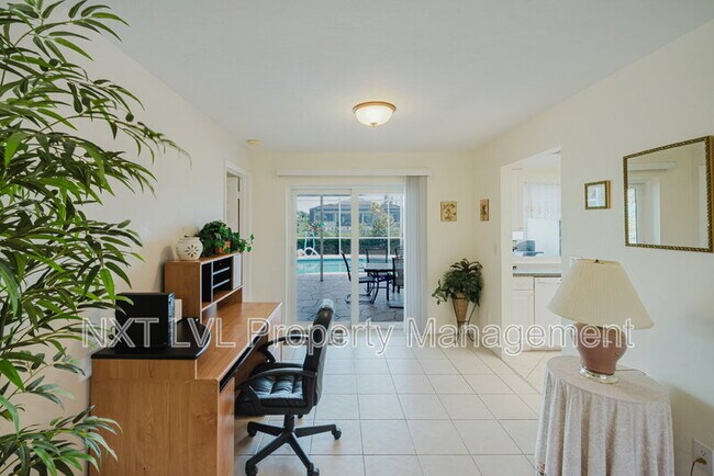 Building Photo - 403 SE 33rd Terrace