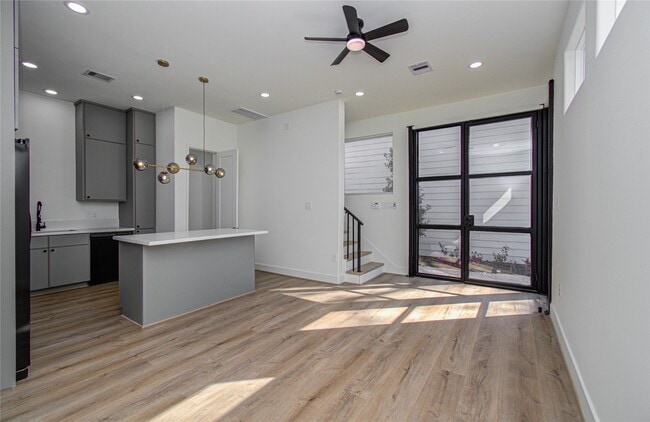 Building Photo - 4603 Edison St